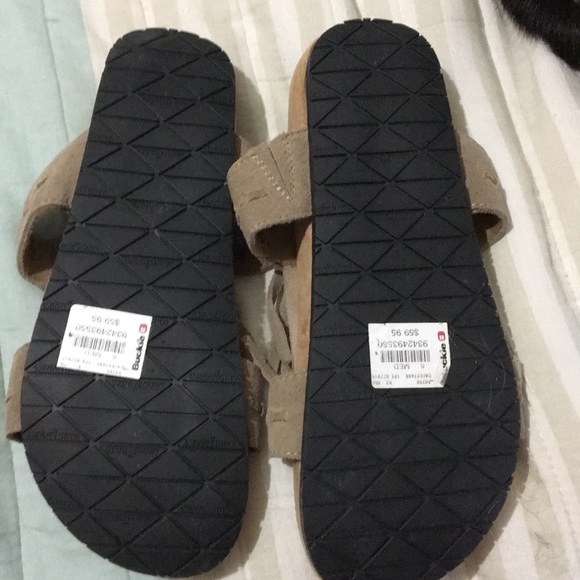 BNWT Sz 6 sandals - Picture 2 of 4